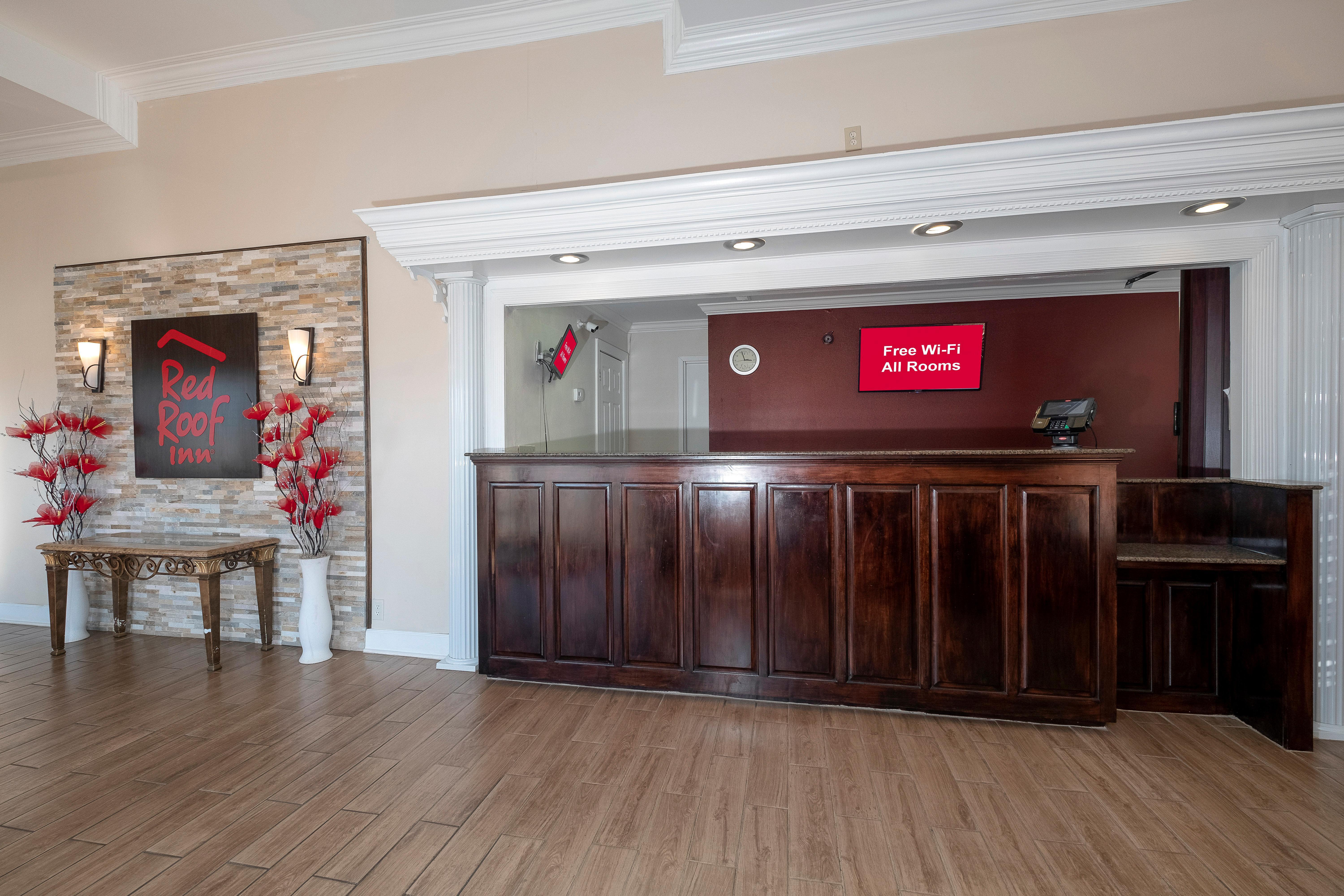 Red Roof Inn Muscle Shoals Buitenkant foto